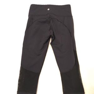 Size 4 lulu lemon workout pants